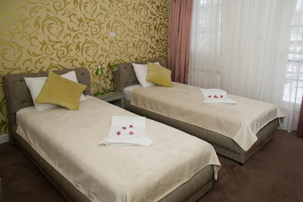 Hotel Kralj Vrnjačka Banja Chambre photo
